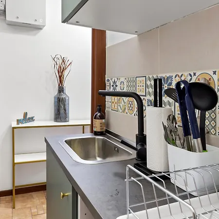 Apartment Upscale Studio, Walking Distance From The Old Town