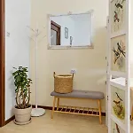 Upscale Studio, Walking Distance From The Old Town