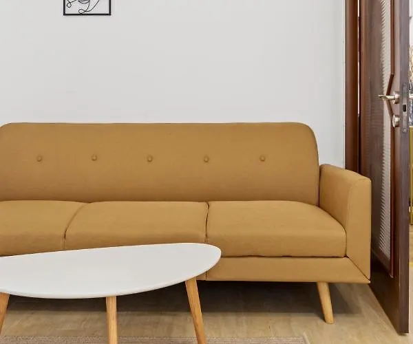 Upscale Studio, Walking Distance From The Old Town * Бухарест